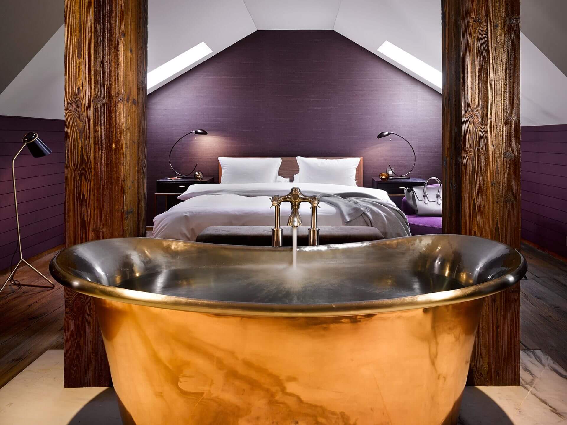 Luxusní hotelová postel na míru